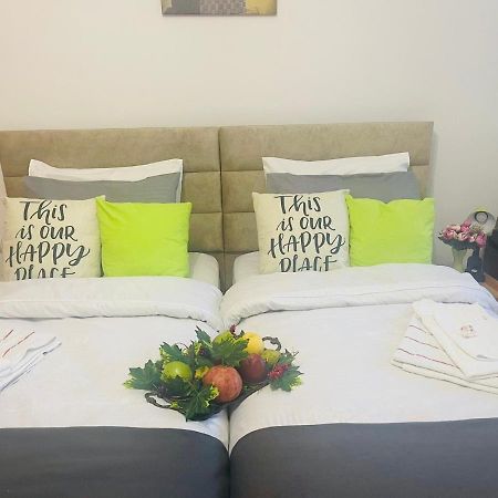 Spacious 2 Bedrooms In The Center Of Erivan Exterior foto