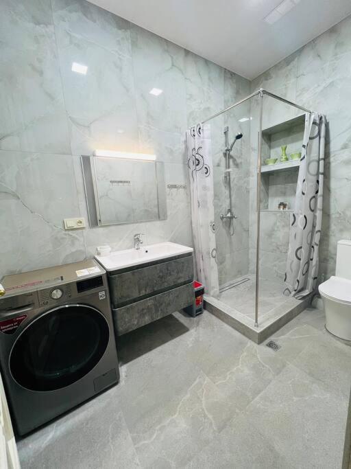 Spacious 2 Bedrooms In The Center Of Erivan Exterior foto